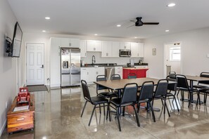 Interior - Patio & Parking! Modern Bunkhouse Near Lake Erie (Oak Harbor)