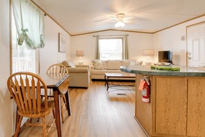 House (1 Bedroom) | Interior - Mtn-view Adventure Hub! Waynesville Home w/ Perks (Waynesville)