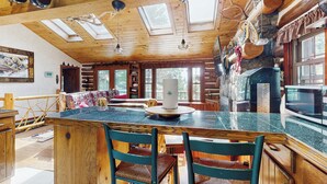 Nhà (2 Bedrooms) | Nội thất