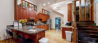 Dog-friendly, Riverfront 10br w/ Games Galore