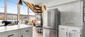 河畔逃逸：臨水住宅  