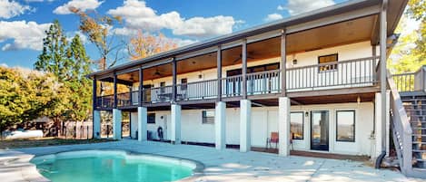 Rumah (3 Bedrooms) | Bagian depan properti