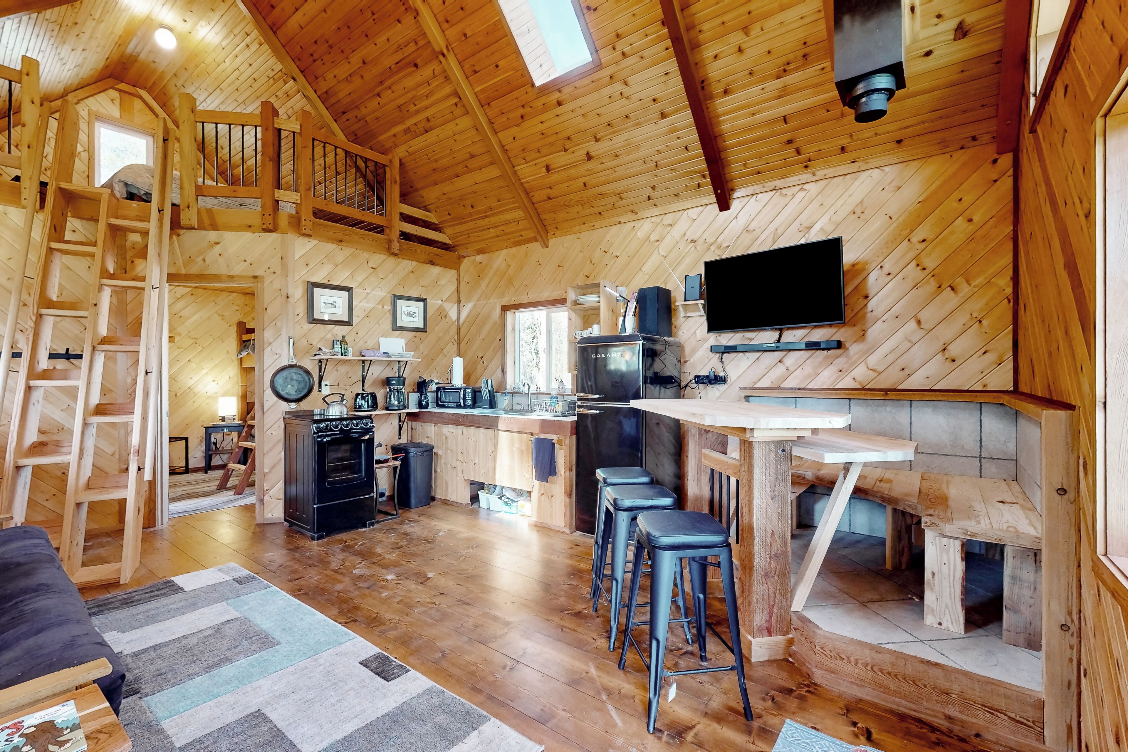 House (1 Bedroom) | Interior