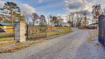 Apartment (0 Bedroom) | Interior