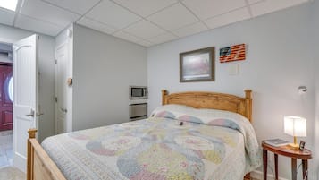 Apartment (1 Bedroom) | Interior
