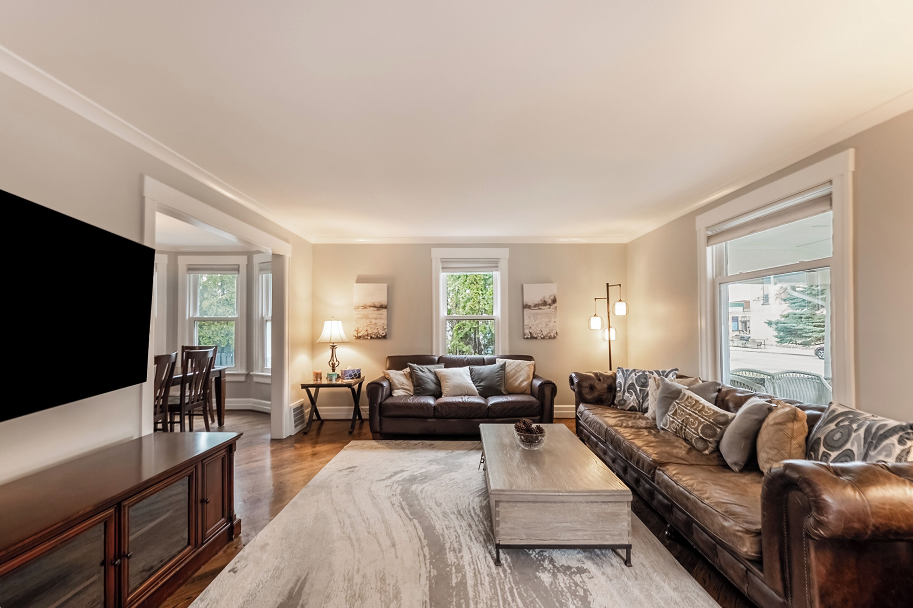 House (4 Bedrooms) | Interior