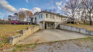 Apartment (0 Bedroom) | Interior