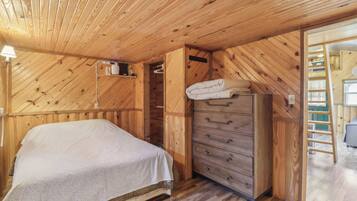 House (1 Bedroom) | Interior