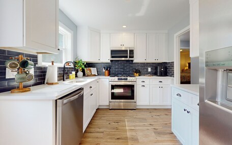 House (3 Bedrooms) | Interior