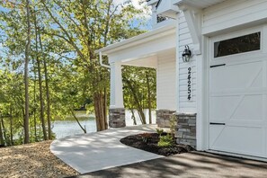 House (3 Bedrooms) | Interior - 3BR Riverfront Home w/ Kayaks & Game Room (Seaford)