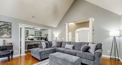 'kerrison by Kiawah' Home w/ Deck & Fire Pit