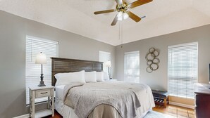 Nhà (3 Bedrooms) | Nội thất