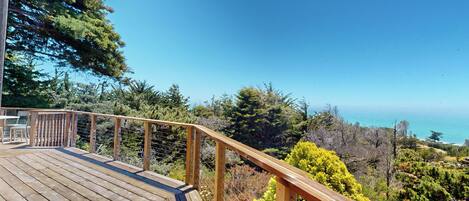 House (4 Bedrooms) | Front of property