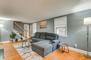 House (4 Bedrooms) | Interior - 1 Mi to Connecticut River: Home w/ Large Backyard (Glastonbury)