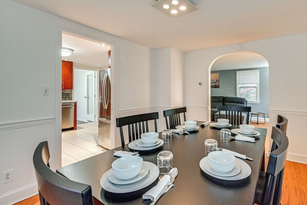 House (4 Bedrooms) | Interior - 1 Mi to Connecticut River: Home w/ Large Backyard (Glastonbury)