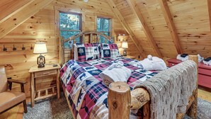 Unclassified image, 3 of 26, button - Beautiful Wood Cabin in Red River Gorge (Rogers)