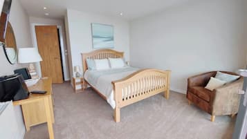 2 Schlafzimmer, Bügeleisen/Bügelbrett, kostenloses Internet per Kabel