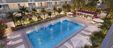 Et oppvarmet basseng