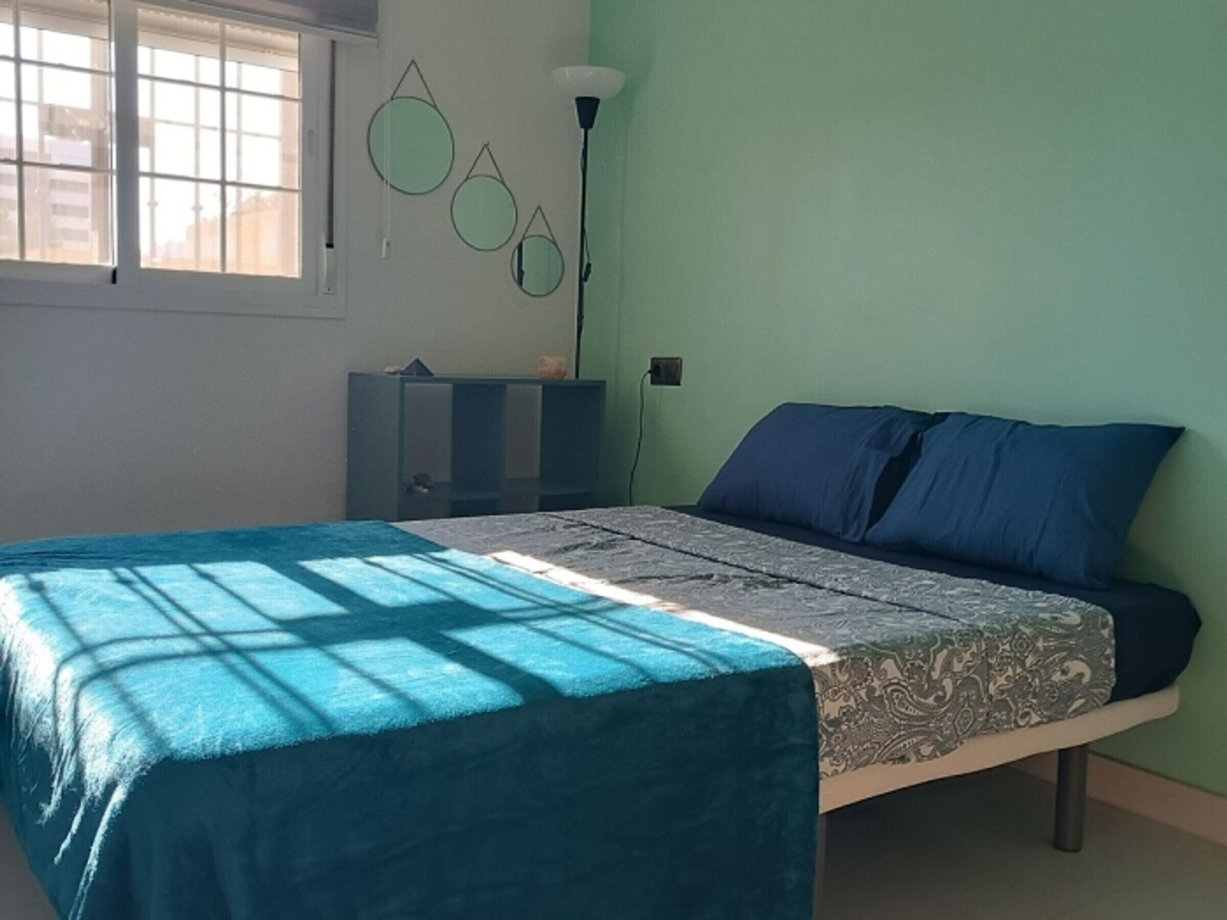 Accès Internet, draps fournis