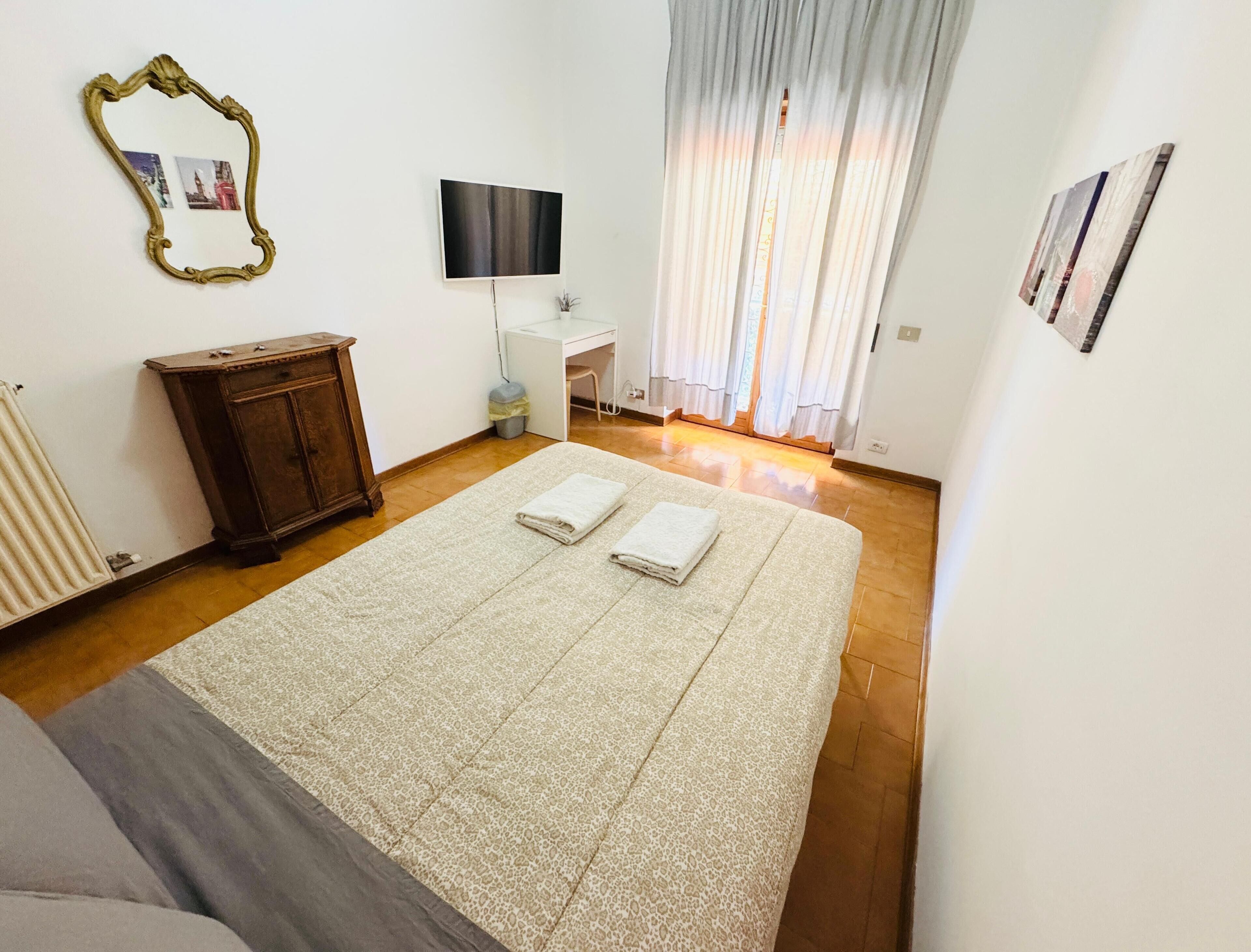 Fer et planche à repasser, Wi-Fi, draps fournis