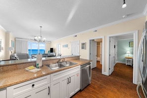 Interior - NEW Emerald Isle 405, FREE Beach Service, Heated Pool, Hot Tub, Grill & Perks (Panama City Beach)