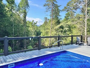 Pool - Susie's Cottage: pool • hot tub • fire pit • bunks (Gatlinburg)