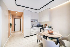 Private kitchen - New Bazaar Tirana Suites (Tiranë)