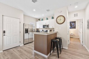 House, Smoking - Luxury 4bdr House Gated Community Near Disney 181 (Kissimmee)