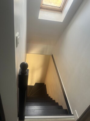 Interior - Holiday Home "La Vigne" with Private Pool, Wi-Fi & Air Conditioning (Creysse)