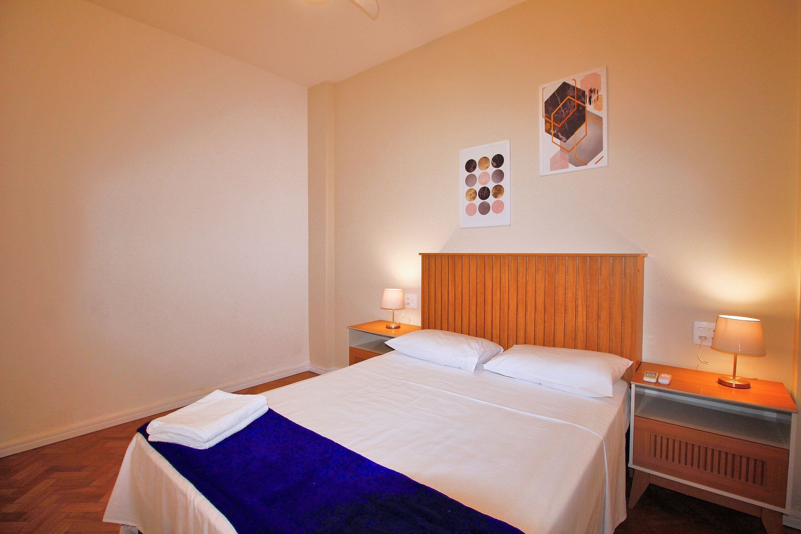 Apartamento conforto | Ferros/tábuas de passar roupa, Wi-Fi de cortesia