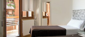 Pensión Laurel Self Check-in