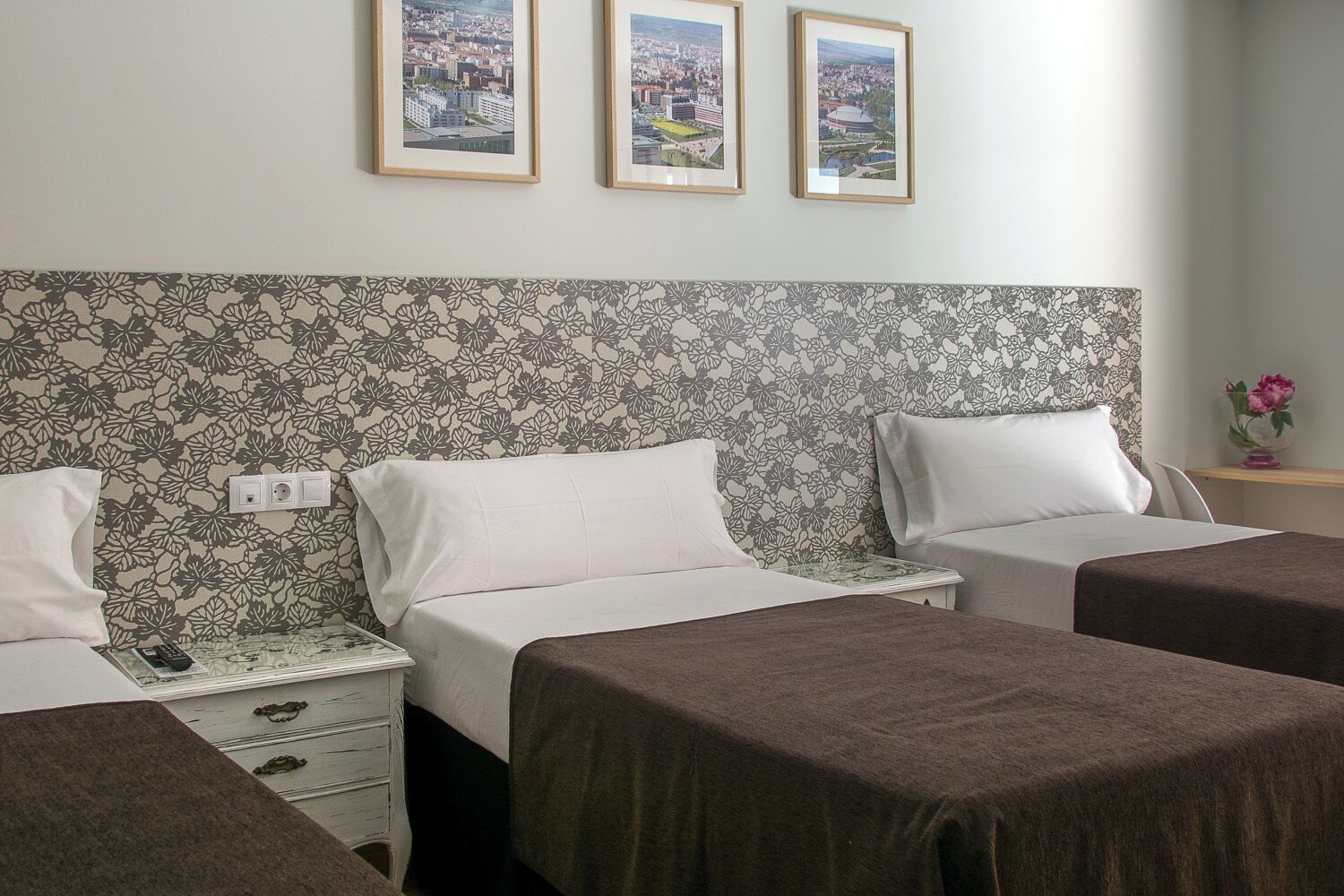 Basic Triple Room, Balcony, City View | Free WiFi