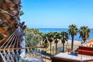 Property grounds - Dimora Burrafato, known by locals as “La Casa Rossa”, is a historic summer residence once owned by Princess Pignatelli, located directly on the seafront of Caronia. The property consists of three independent units, each with a private entrance, a bal (Marina di Caronia)