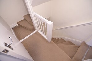 Interior - Comfortable 3-Bed House • Free Parking • Close to Town (York)