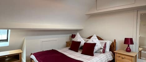 Strygejern/strygebræt, Wi-Fi, sengetøj