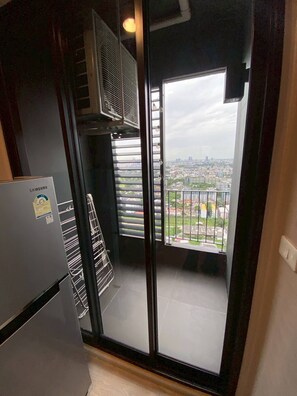 Room, 1 Bedroom, Accessible, Balcony | Interior