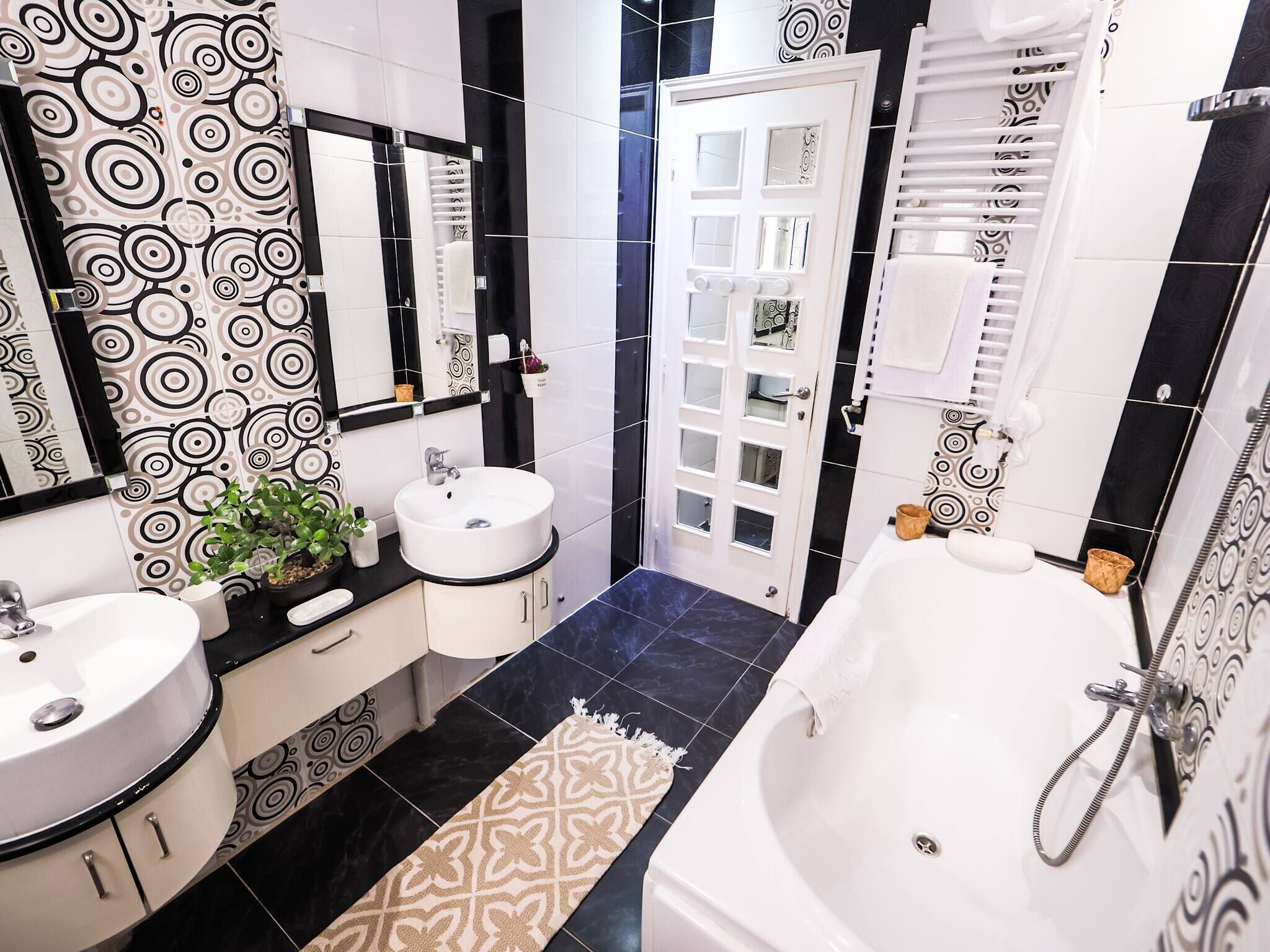 Apartment, 2 Bedrooms | Bathroom