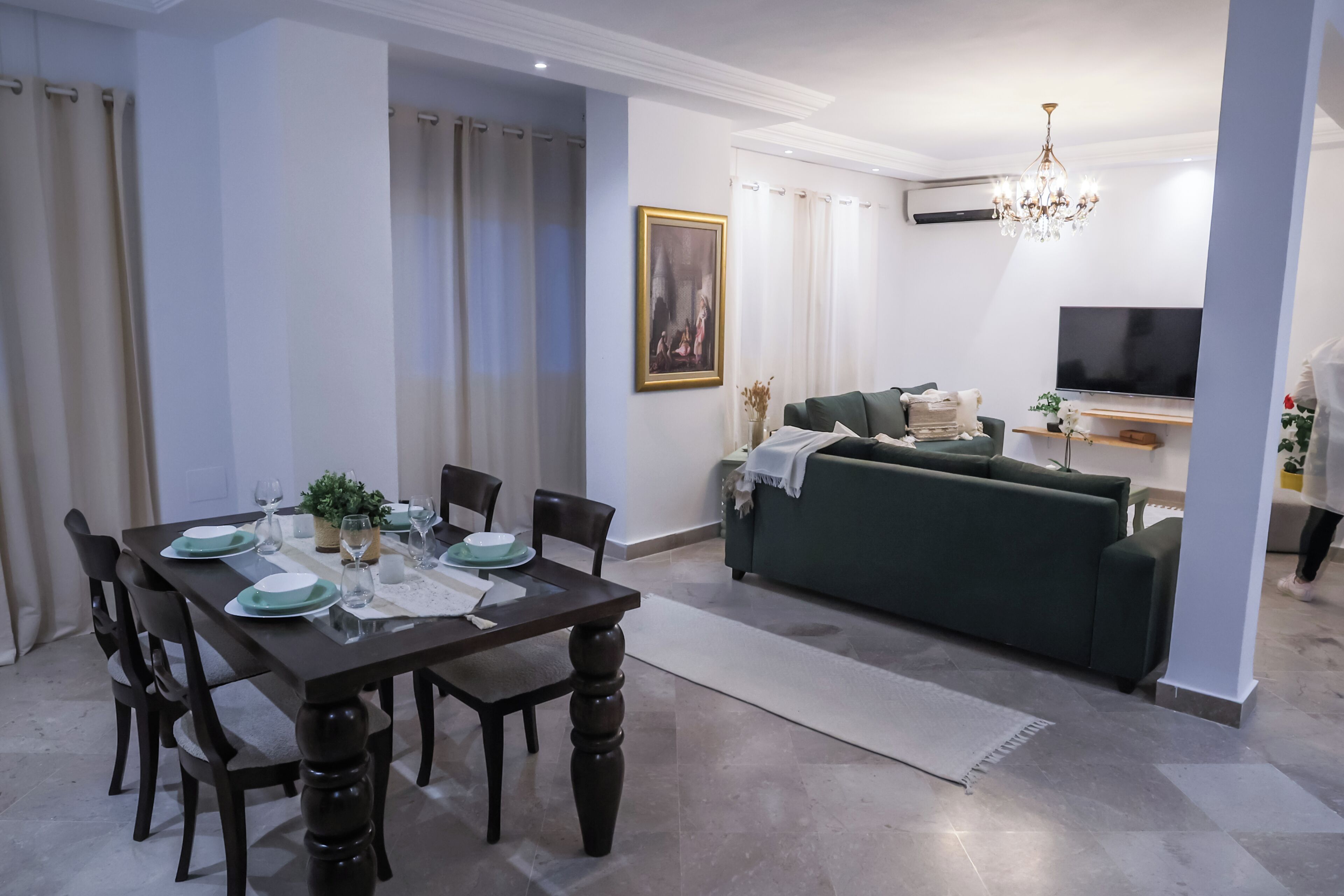 Apartemen, 2 kamar tidur | Ruang makan