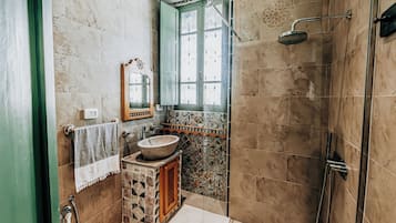 Apartment, 2Â Schlafzimmer, Raucher, Balkon | Badezimmer