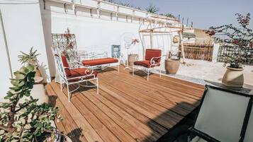 Apartment, 2 Bedrooms, Smoking, Balcony | Balcony