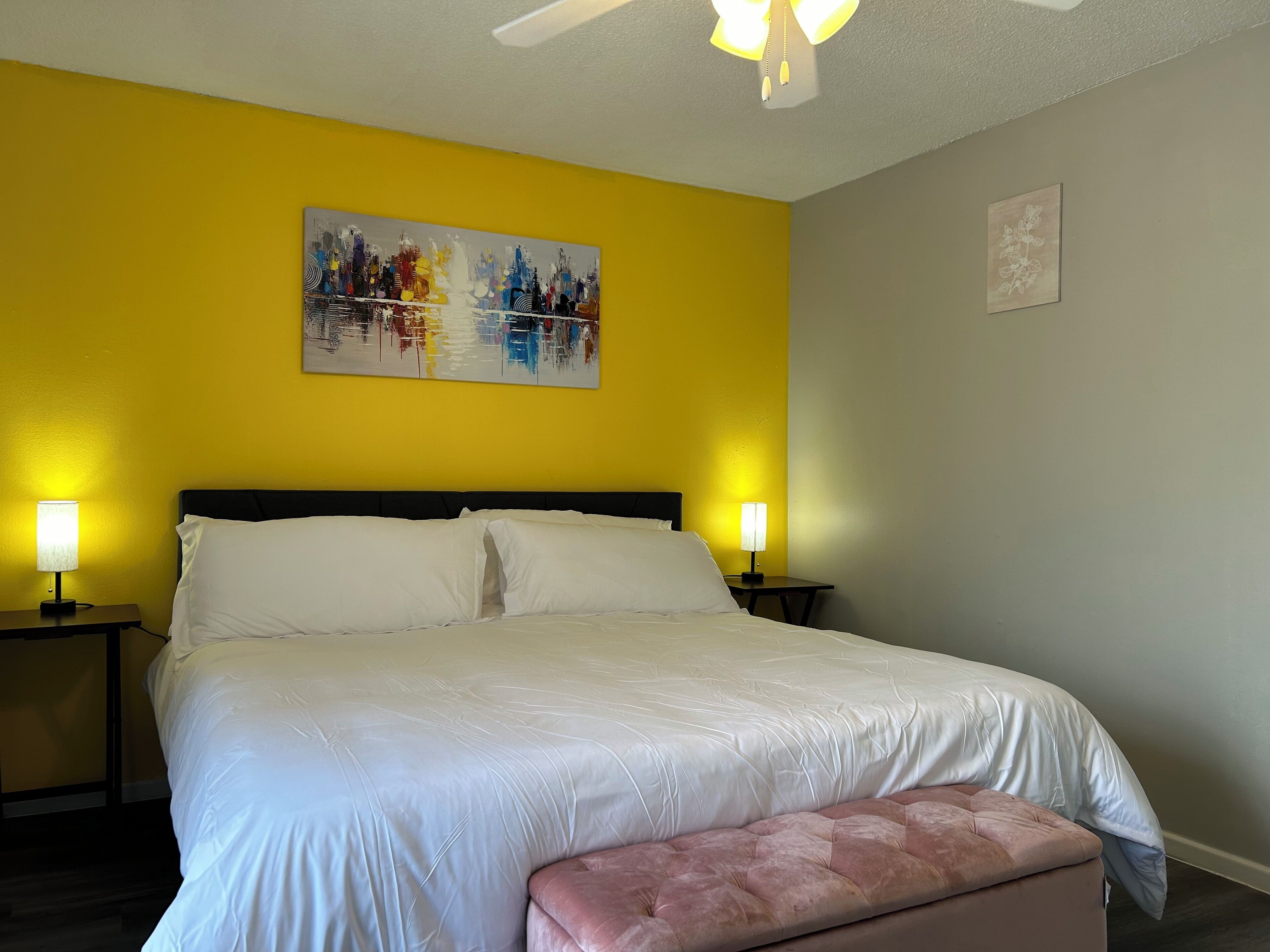 Iron/ironing board, free WiFi, bed sheets