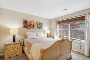 Condo, Multiple Beds, Patio, Garden View (Premiere Pointe) | 2 bedrooms, individually decorated, individually furnished