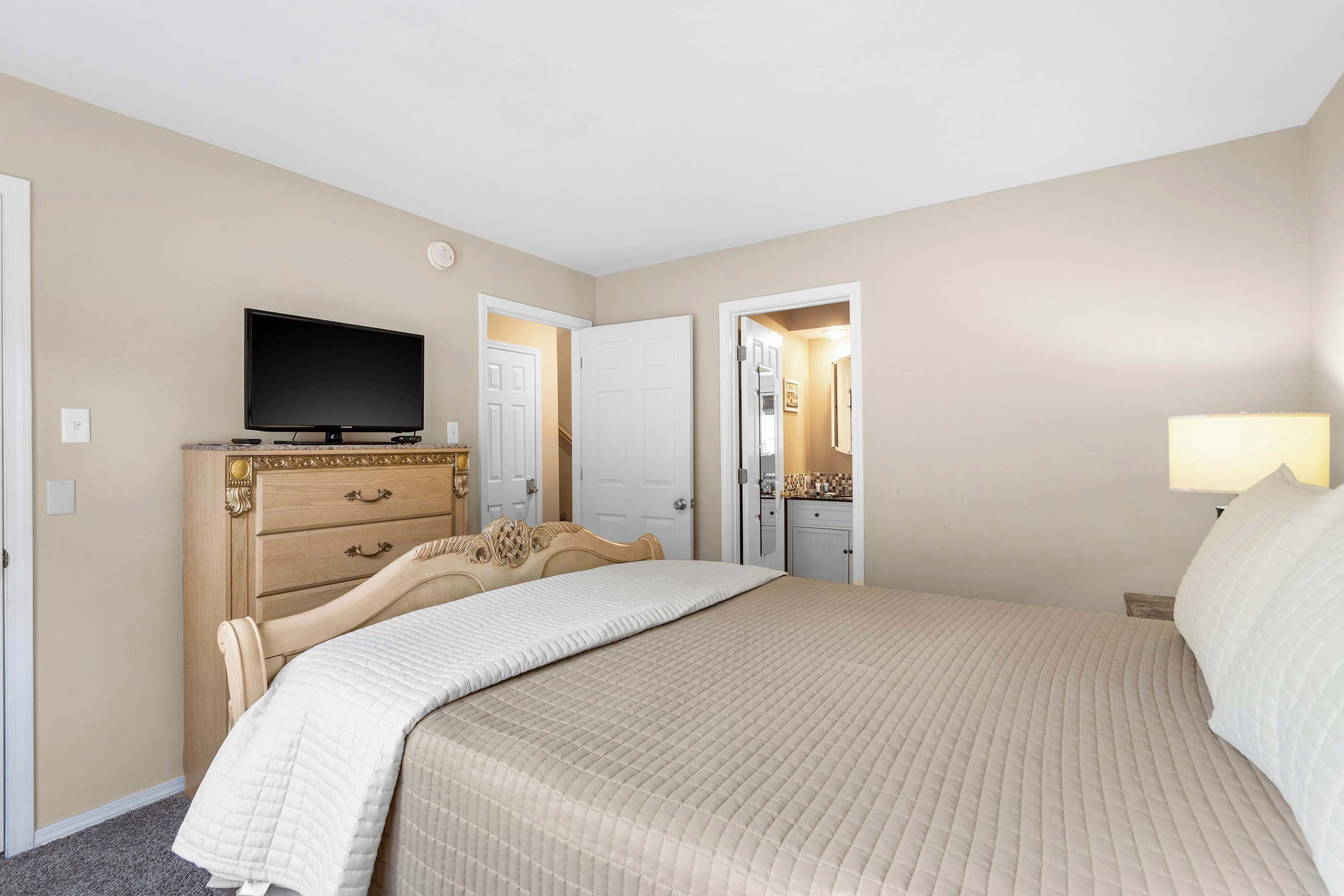 公寓客房, 多張床, 庭院, 花園景觀 (Premiere Pointe) | 2 間臥室、獨特裝潢、布置獨特