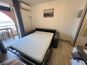1 bedroom - Studio port Leucate, first line beach (Leucate)