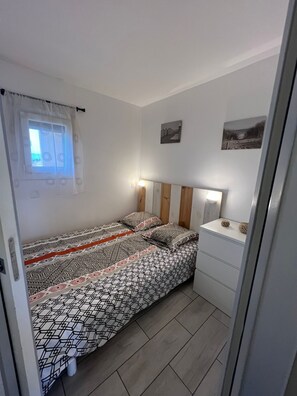 1 bedroom - Studio port Leucate Sea view and pontoon, beachfront (Leucate)