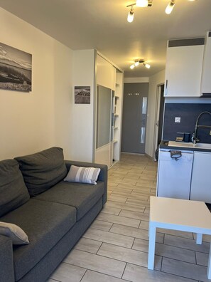 Living area - Studio port Leucate Sea view and pontoon, beachfront (Leucate)