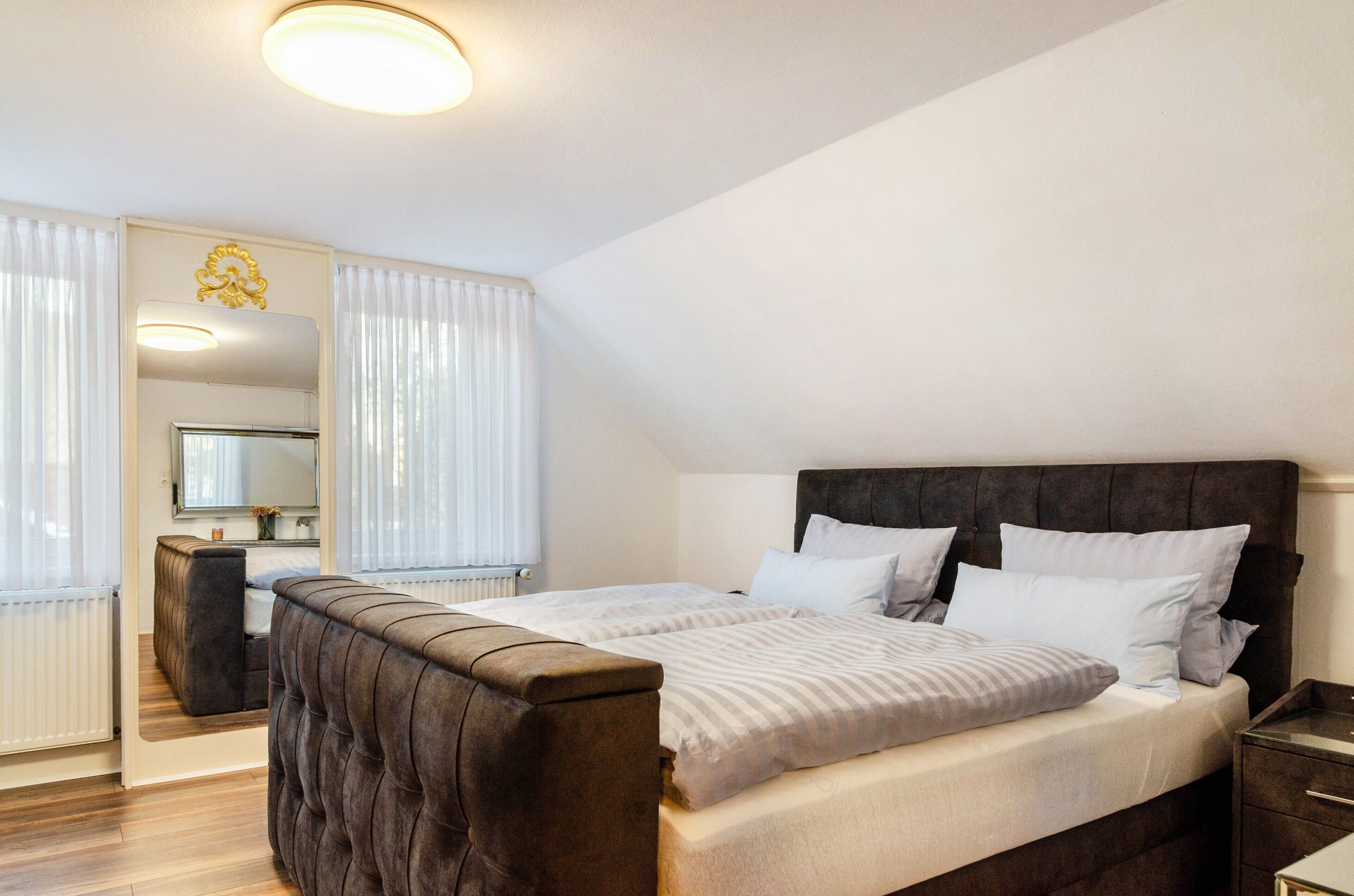 Fer et planche à repasser, Wi-Fi, draps fournis