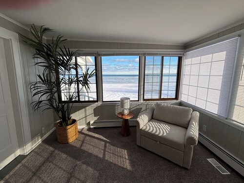 Newly furnished beach house on the Saginaw Bay, sleeps up to 14