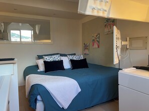 1 Schlafzimmer, Bügeleisen/Bügelbrett, Internetzugang, Bettwäsche