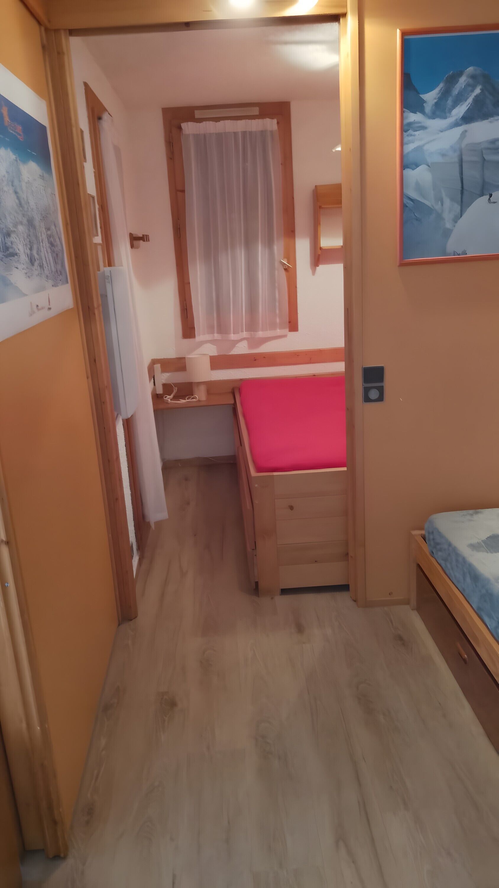 Fer et planche à repasser